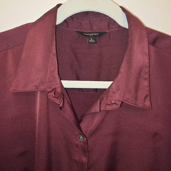 Banana Republic Satin Button-Up Shirt - Burgundy - Picture 2 of 5